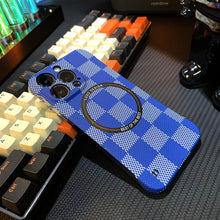 Load image into Gallery viewer, MagSafe british Plaid borderless case for iPhone